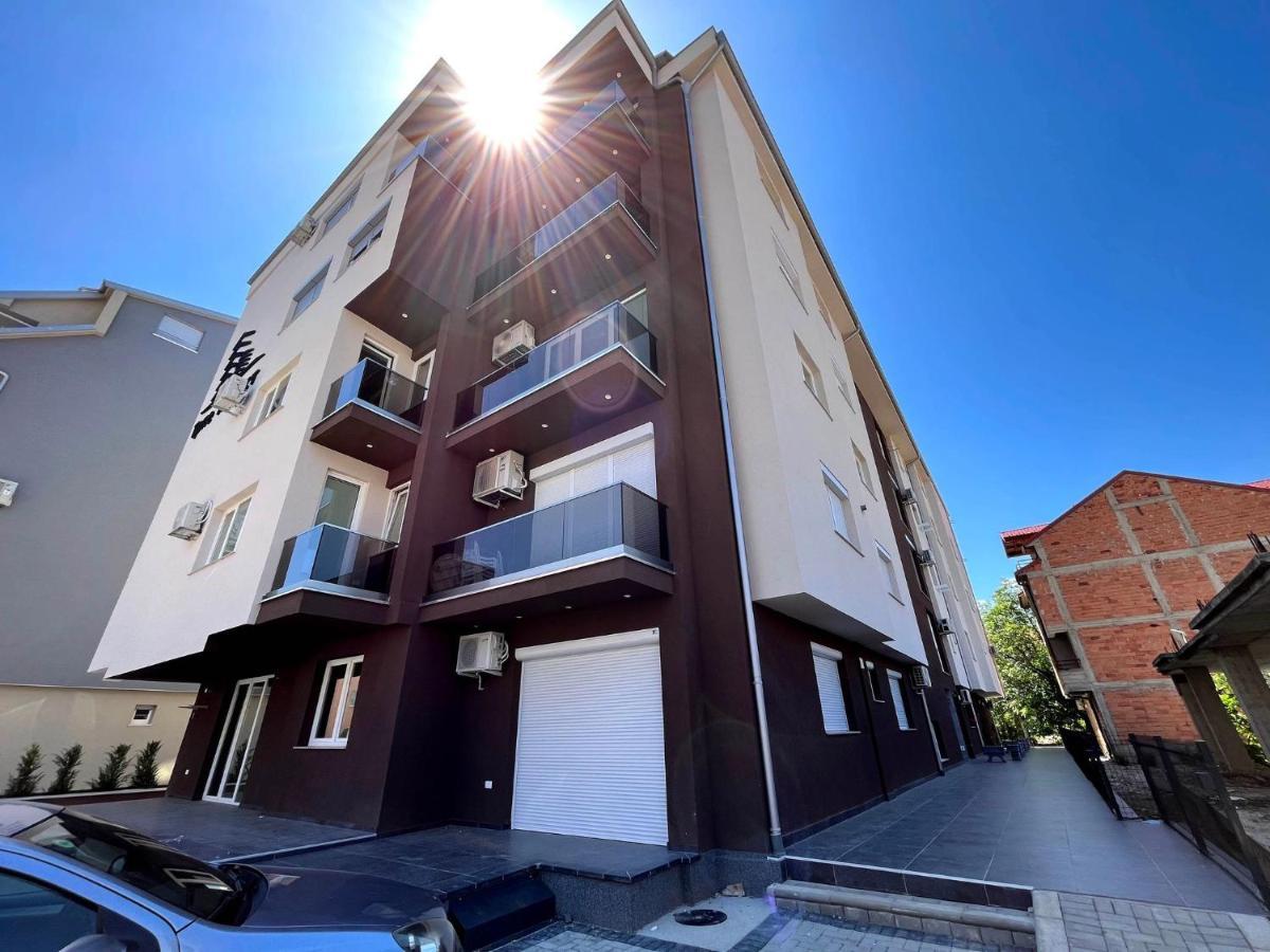 Darki Apartments 3 - Very Central Stay With Free Parking Охрид Екстериор снимка