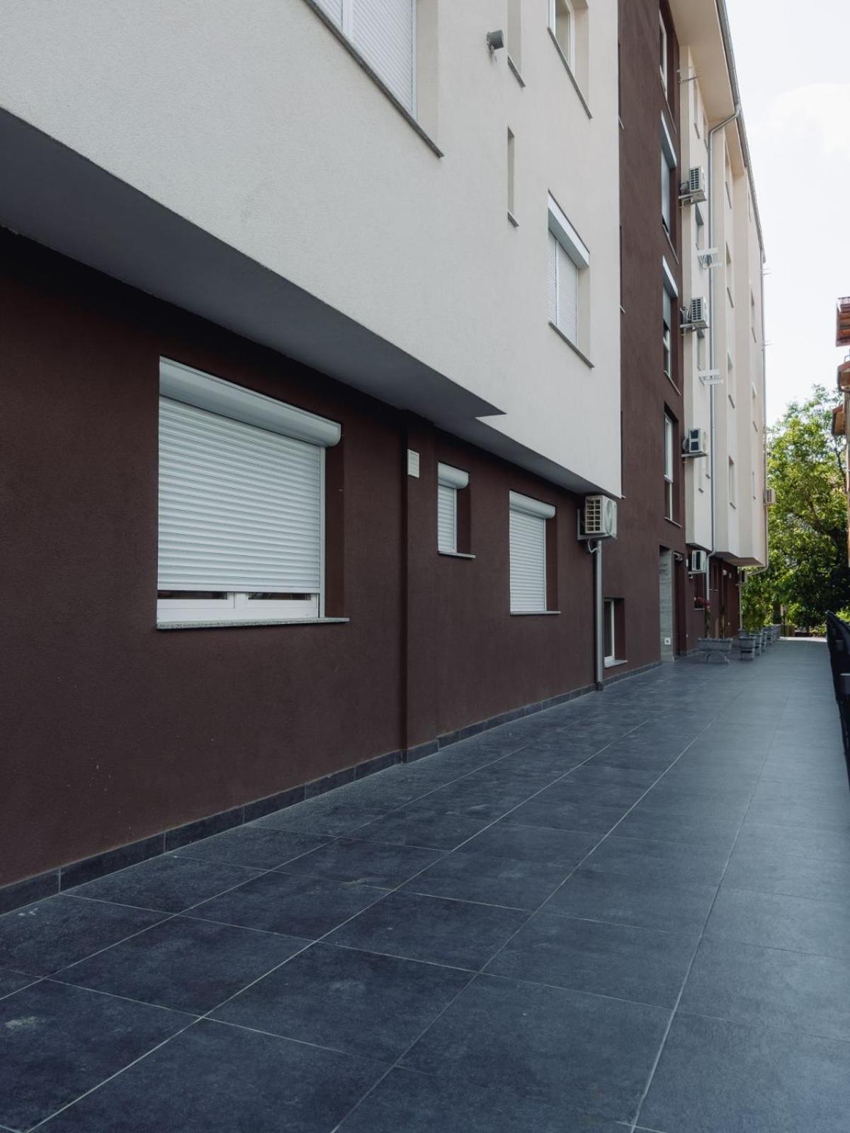 Darki Apartments 3 - Very Central Stay With Free Parking Охрид Екстериор снимка