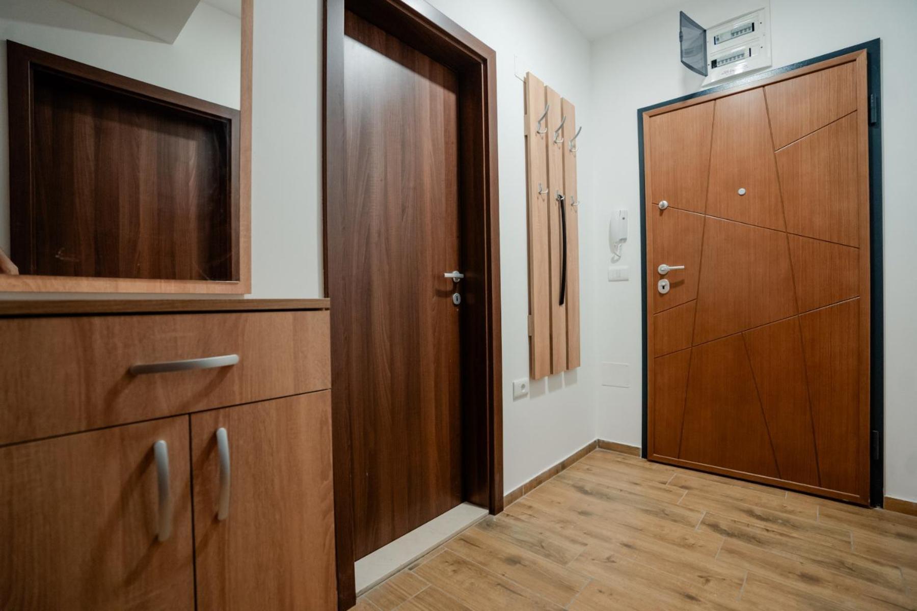 Darki Apartments 3 - Very Central Stay With Free Parking Охрид Екстериор снимка
