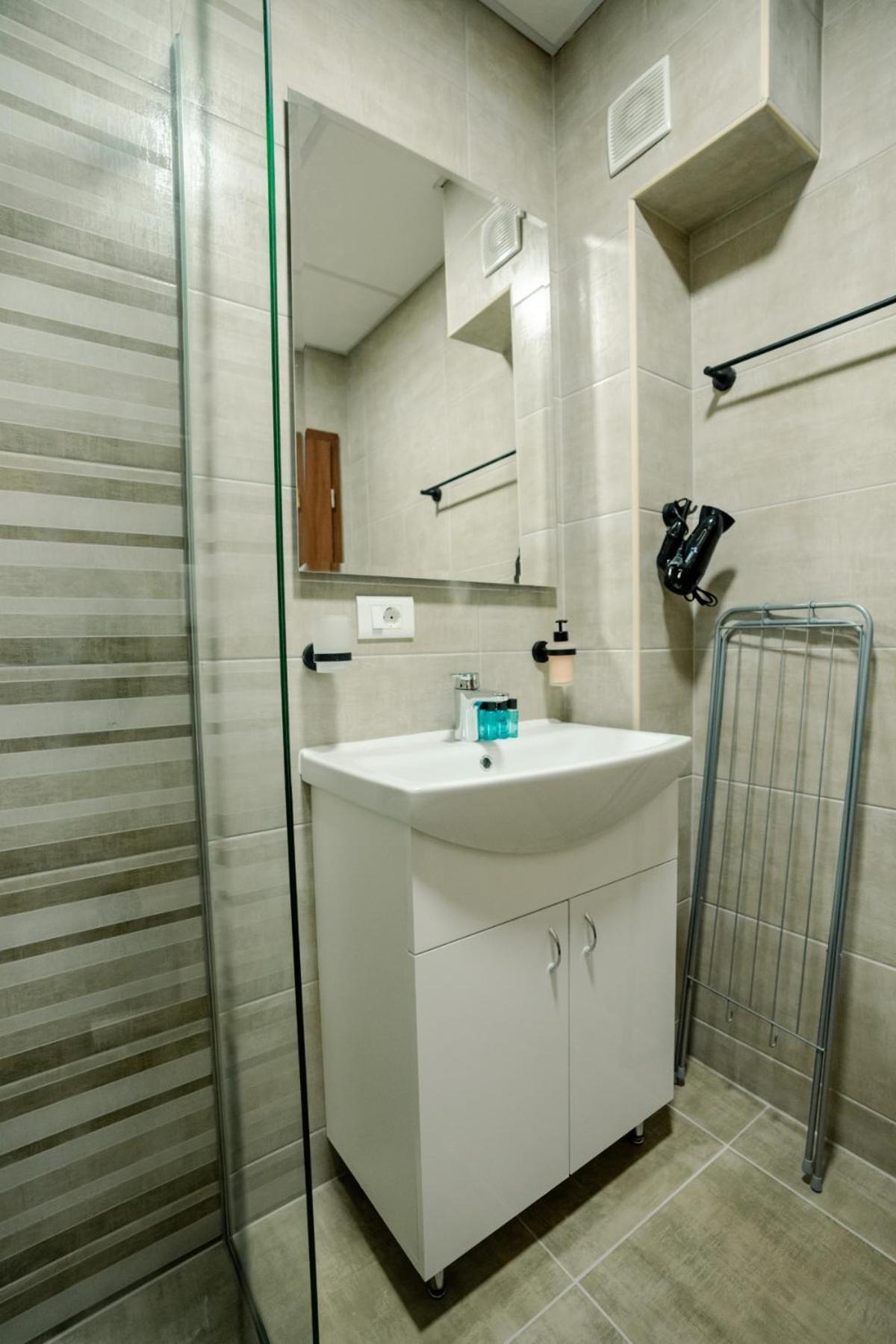 Darki Apartments 3 - Very Central Stay With Free Parking Охрид Екстериор снимка
