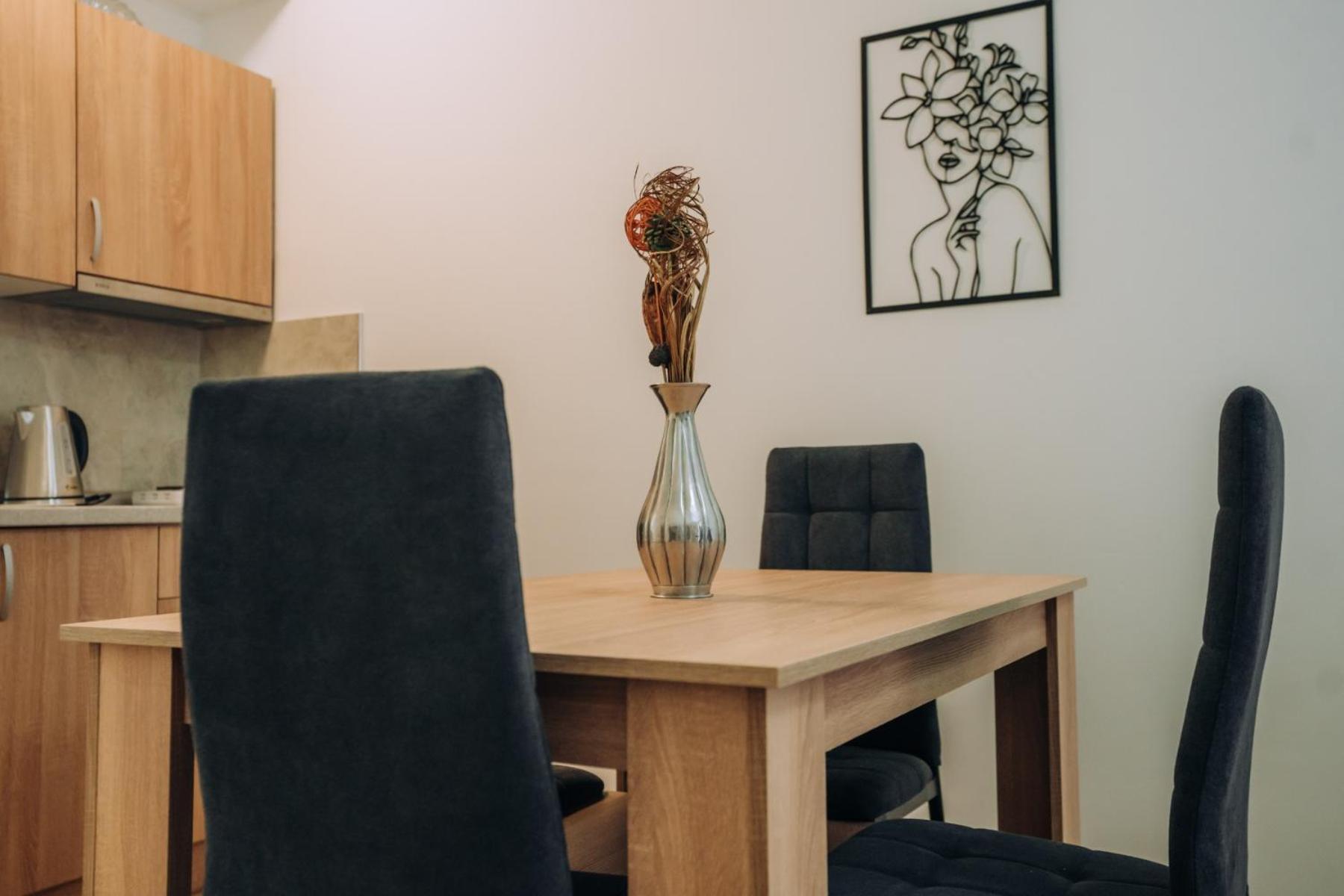 Darki Apartments 3 - Very Central Stay With Free Parking Охрид Екстериор снимка