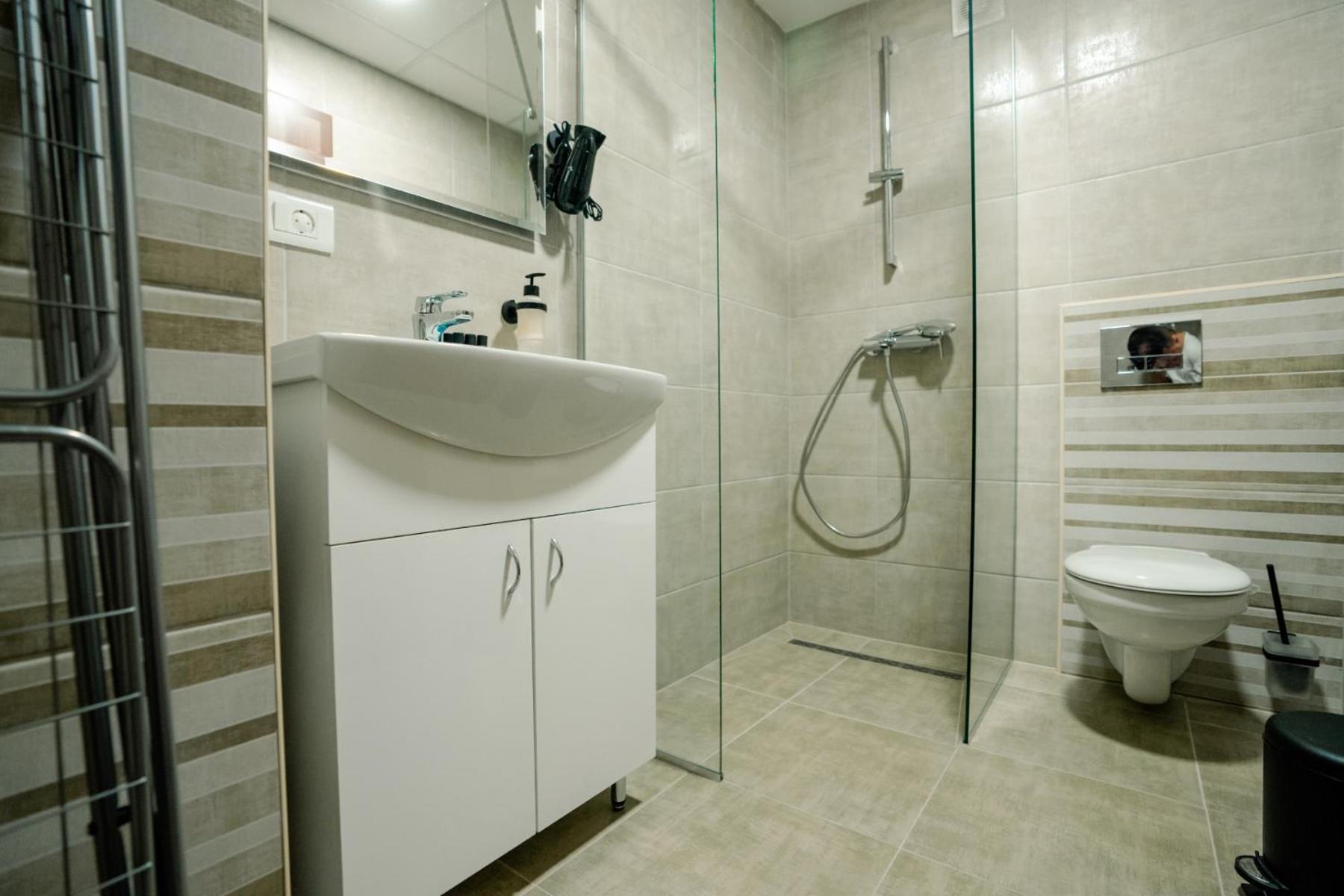 Darki Apartments 3 - Very Central Stay With Free Parking Охрид Екстериор снимка