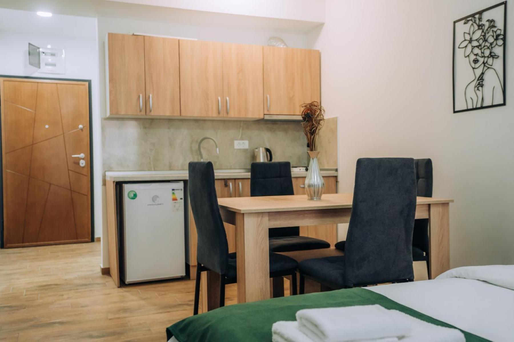 Darki Apartments 3 - Very Central Stay With Free Parking Охрид Екстериор снимка